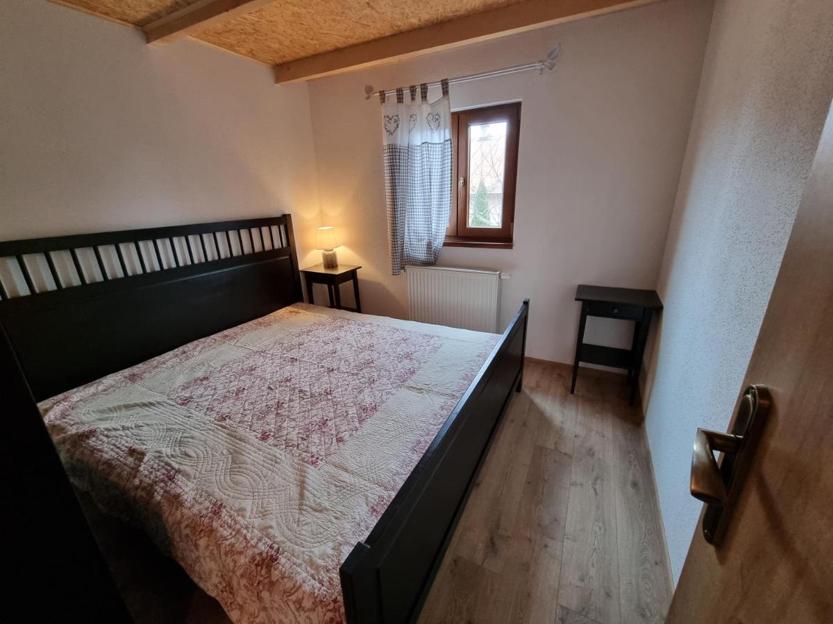 Domcek Pod Orechom Banská Štiavnica Exteriör bild